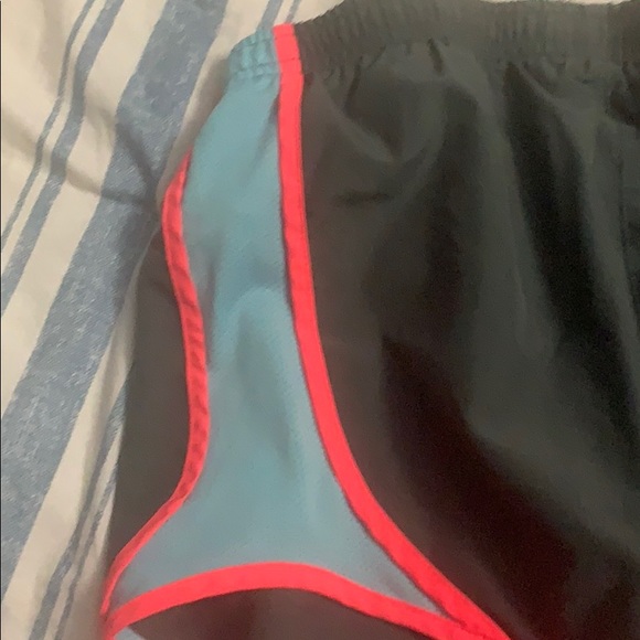 Set of 2 EUC Girls Nike Dri-Fit Shorts Medium - Picture 11 of 13